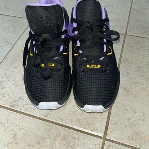 Nike LeBron witness 7! They have been worn once. They are in excellent condition